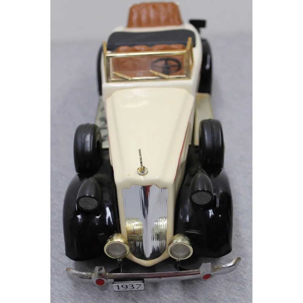 McCormick Decanter 1937 Packard Twelve Cream Black Classic Car Series Limited Ed
